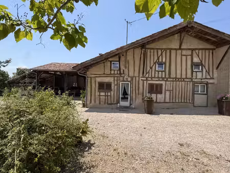 propriété de caractère isolée avec 3 64 ha