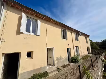 maison lumineuse 2 chambres  garage et caves