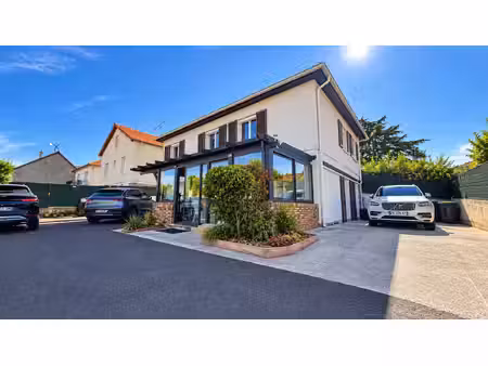 villabé ensemble immobilier avec maison et local commercial
