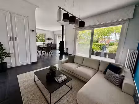 maison récente semi-individuelle de 150 m² habitables ? secteur résidentiel recherché aux 