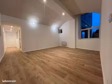 appartement atypique de 180m2
