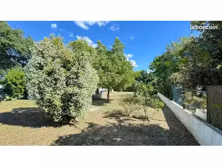 loue studio avec terrasse et jardin