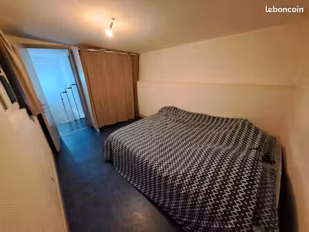 petite maison meublée avec terrasse