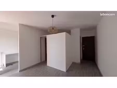 a louer bel appartement t1 bis