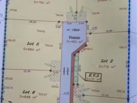 terrain de 750 m2 à senouillac constrtructible
