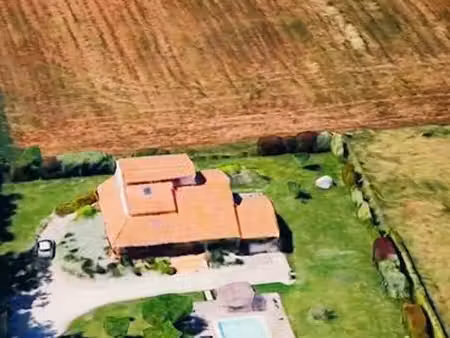 maison familiale avec appartement indépendant  piscine et terrain arboré de 4 500 m² ( + c