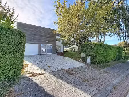 magnifique villa d'architecte 4 ch avec jardin et parkings