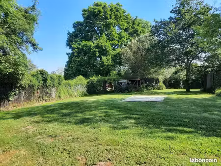 terrain à bâtir viabilisé – 606 m² – châteauneuf