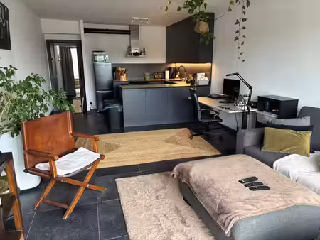 à louer – appartement 1 chambre (70 m²) à jemeppe-sur-sambre