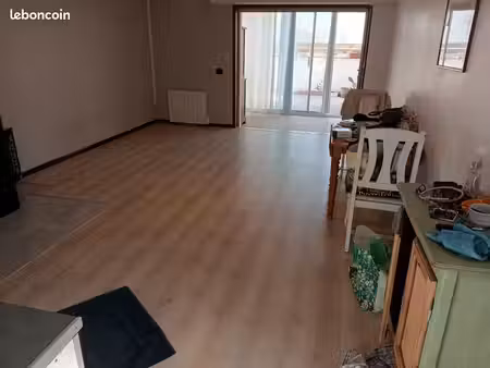 vend appartement bien situé