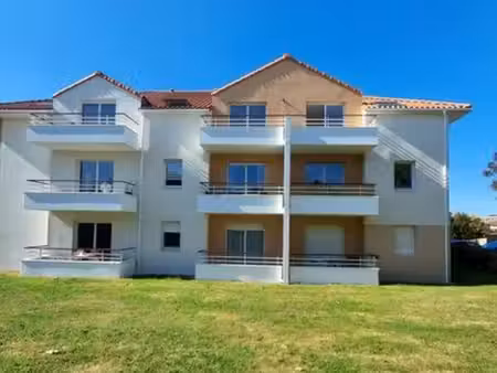 t3 - 64 m² + terrasse 11 m² + 2 parkings dans résidence sécurisée