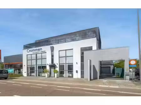 location - local commercial bilzen-hoeselt - 3 750 €/mois