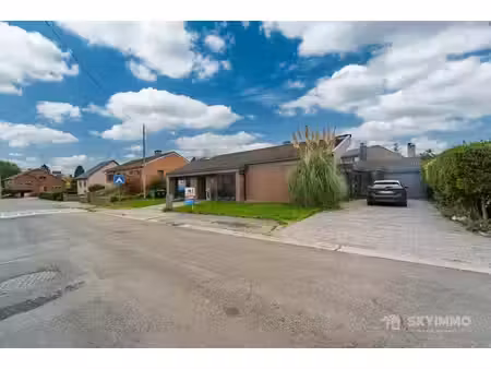 magnifique bungalow 4f - garage - jardin - pergola - 3ch