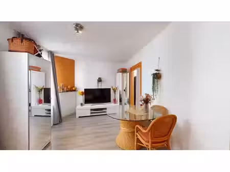 studio - 30 m²