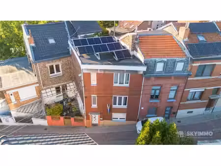 jolie maison 3 chambres - 2sdb - ce conforme - peb d - ans