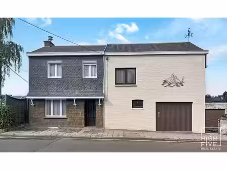 maison 3 à 4 chambres avec beaux volumes et potentiel !