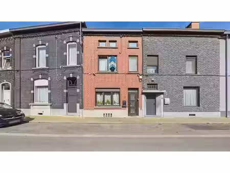 spacieuse maison avec jardin