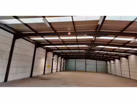 unité 1 000 m² stockage/atelier: parc pme bosduin à kapellen