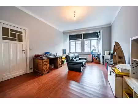 evere - triplex de caractère 3 ch + grenier 39m² (potentiel)