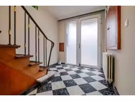 maison unifamiliale situé à ans