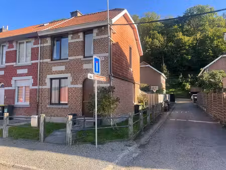 maison en très bon état / 2ch+dressing / garage
