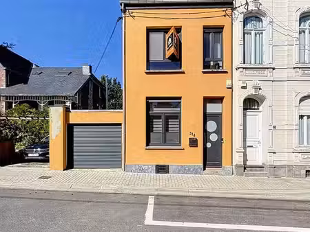maison 3 facades - 3 chambres - garage - terrasse - jardin
