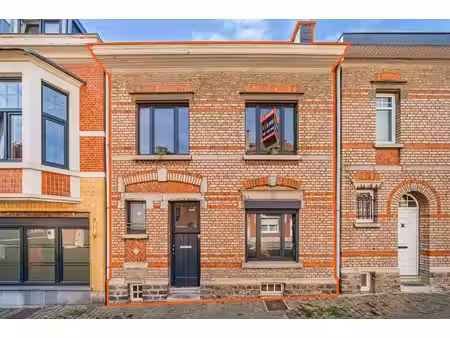 quartier des hougnes : jolie maison 3 ch et très beau jardin