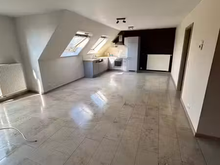 appartement lumineux  2 ch au centre de lebbeke