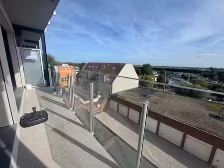 lichtrijk appartement met zonnig terras en prachtig polde...