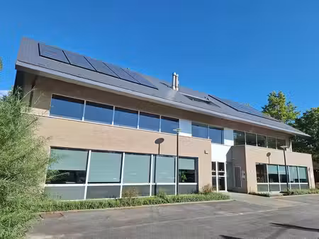 bureaux àpd 128m²