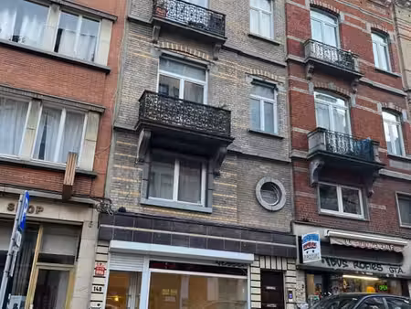 saint-gilles/albert  belle surface commerciale
