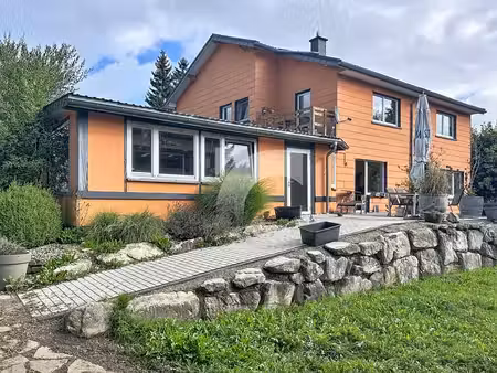 complexe immobilier anc. café  restaurant et appartement