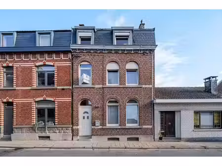 maison 5 chambres sans travaux et peb c à wegnez !