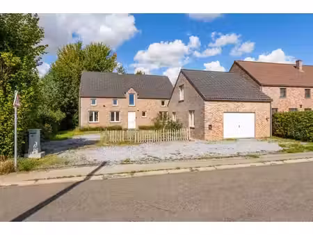 spacieuse villa avec appart indépendant à lincent