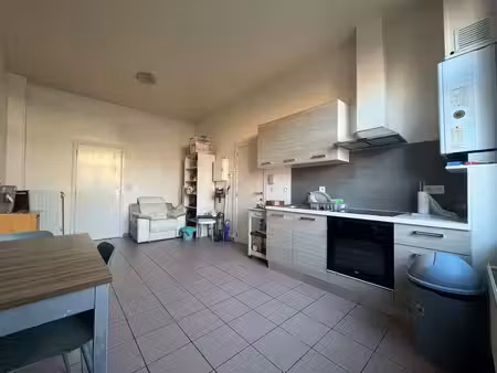 studio de +/- 33m² sis au rdc