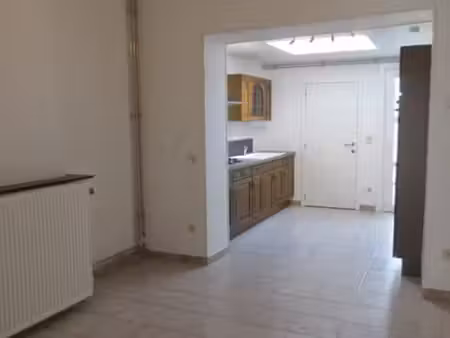 maison 3 chambres avec cour
