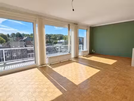 appartement 3 chambres avec vue panoramique au centre de spa