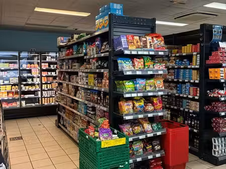 supérette à vendre - 90m2 - licence iv - belle opportunité