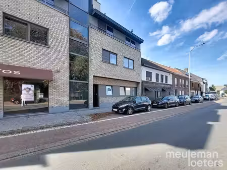 appartement rez-de-chaussée central avec terrasse à oostkamp
