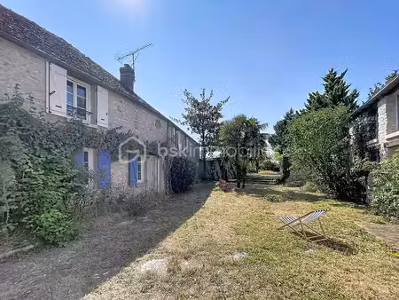 maison ancienne de 170 m² à chateau-landon