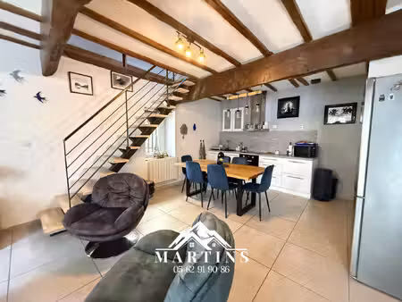 argeles-gazost - centre-ville  maison de 77m2 sur 3 niveaux.