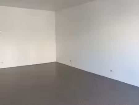prox dernier sous apt de 70m2 dans une résidence