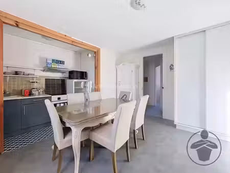 location appartement 2 pièces 33 m2 à coutras
