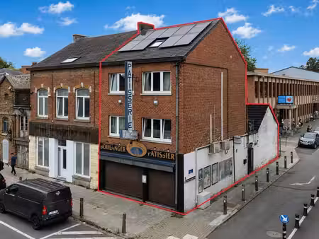 immeuble mixte avec surface commerciale et un appartement