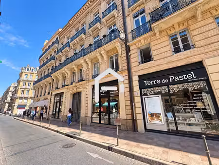 bureaux à louer - rue remusat - 170 m²