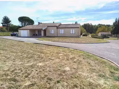 grande villa très bien entretenue