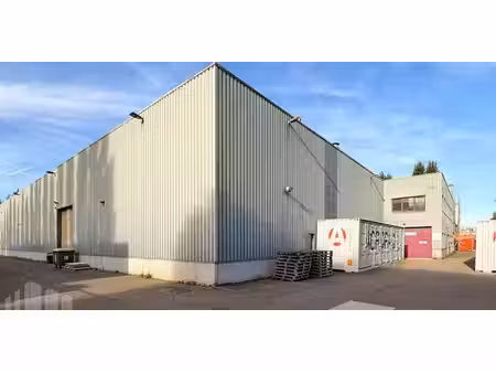 bâtiment d’entreprise à louer à ternat pour € 2.995