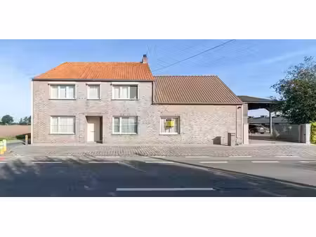 landelijk gelegen woning