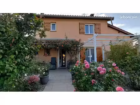 maison 119 m2 jardin arboré
