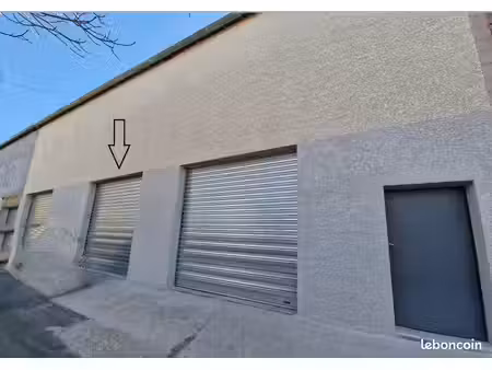 local stockage / box / garage à louer